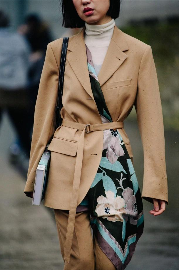 一条丝巾胜过十件衣服,灵气,稳重与时尚,为你增加一抹时髦感 - 114