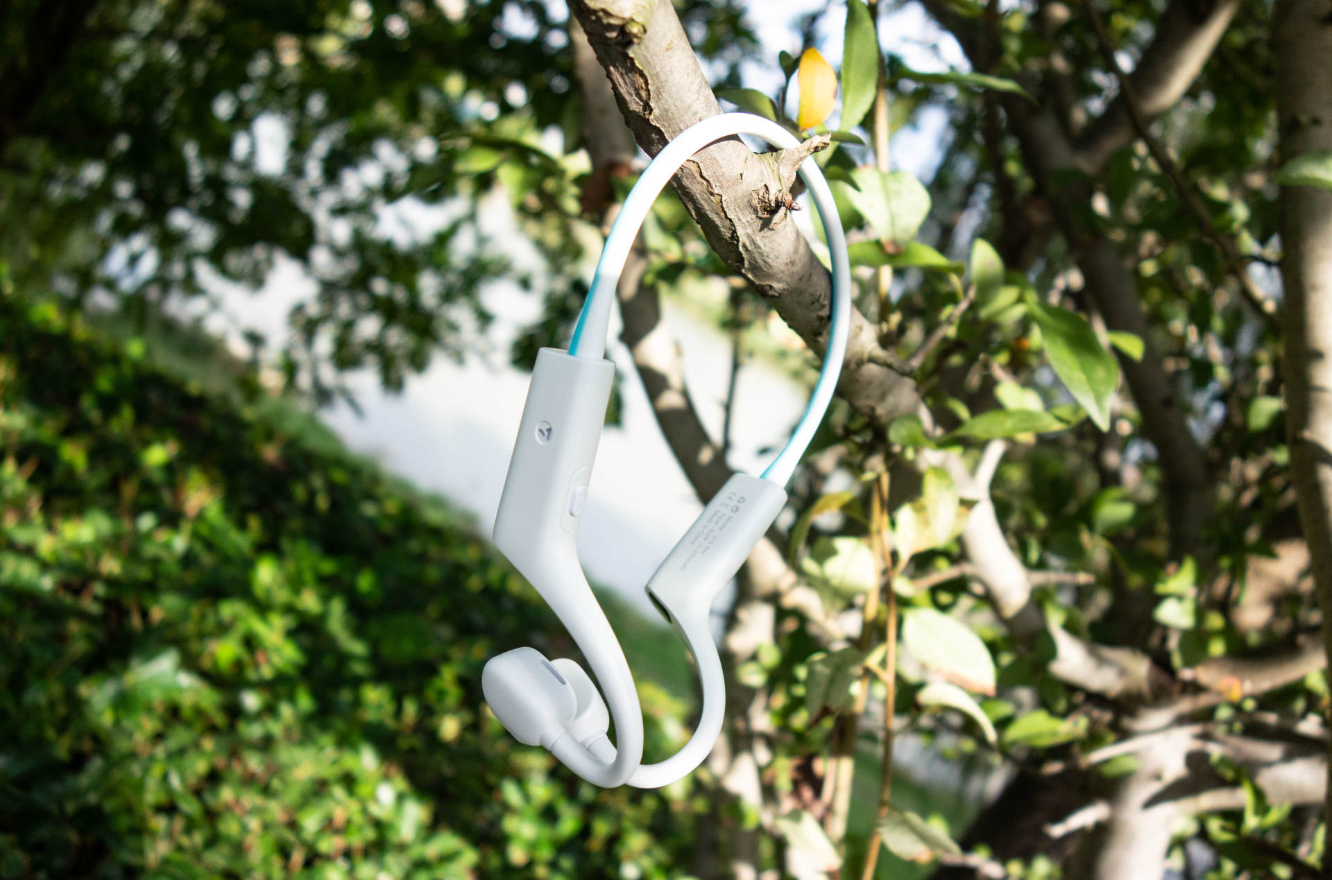 不入耳不振动的黑科技—气传导，萨那A7S 气传导运动蓝牙耳机简评