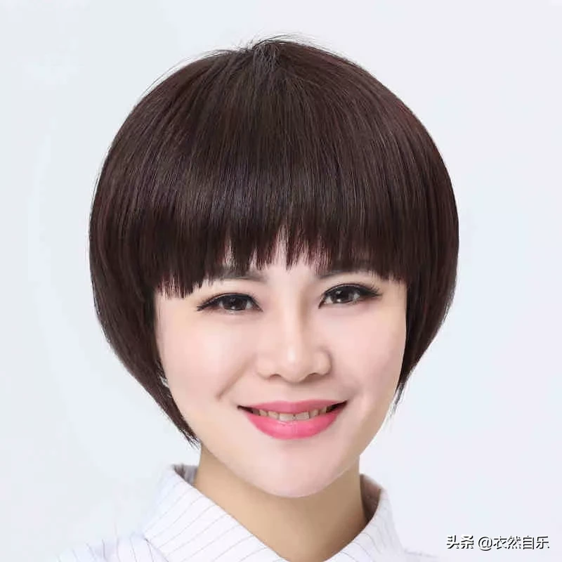 年流行时尚发型让50 60岁女人不再为发型烦 安夏美发 年流行时尚发型让50 60岁女人不再为发型烦 安夏美发