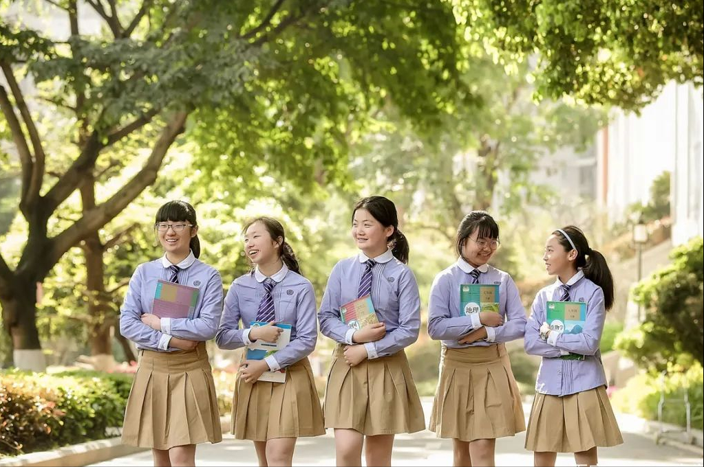 重庆家长揭秘：在“贵族学校”鲁能巴蜀读书是一种什么样体验？