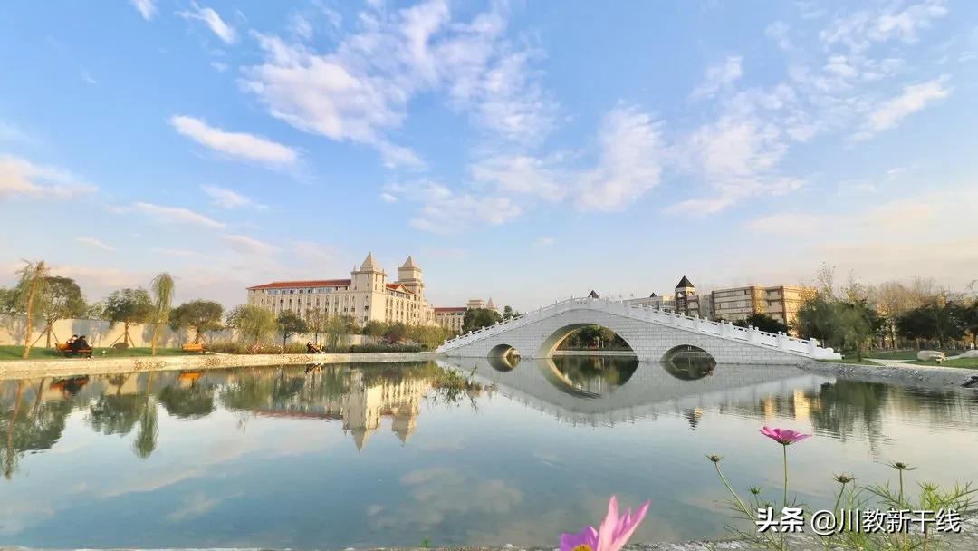 邓忠君：扎根四川大学锦城学院学生农场的“现代农夫”