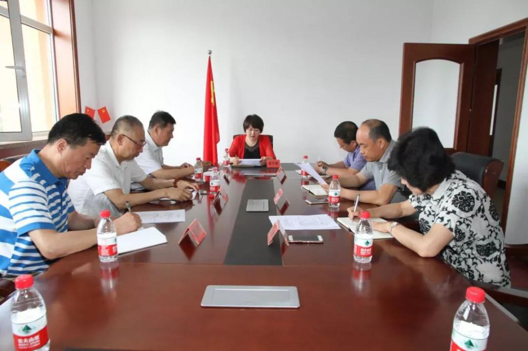 10天辗转7座城市，曾为公司拿下超大订单，她能力超强还颜值超高