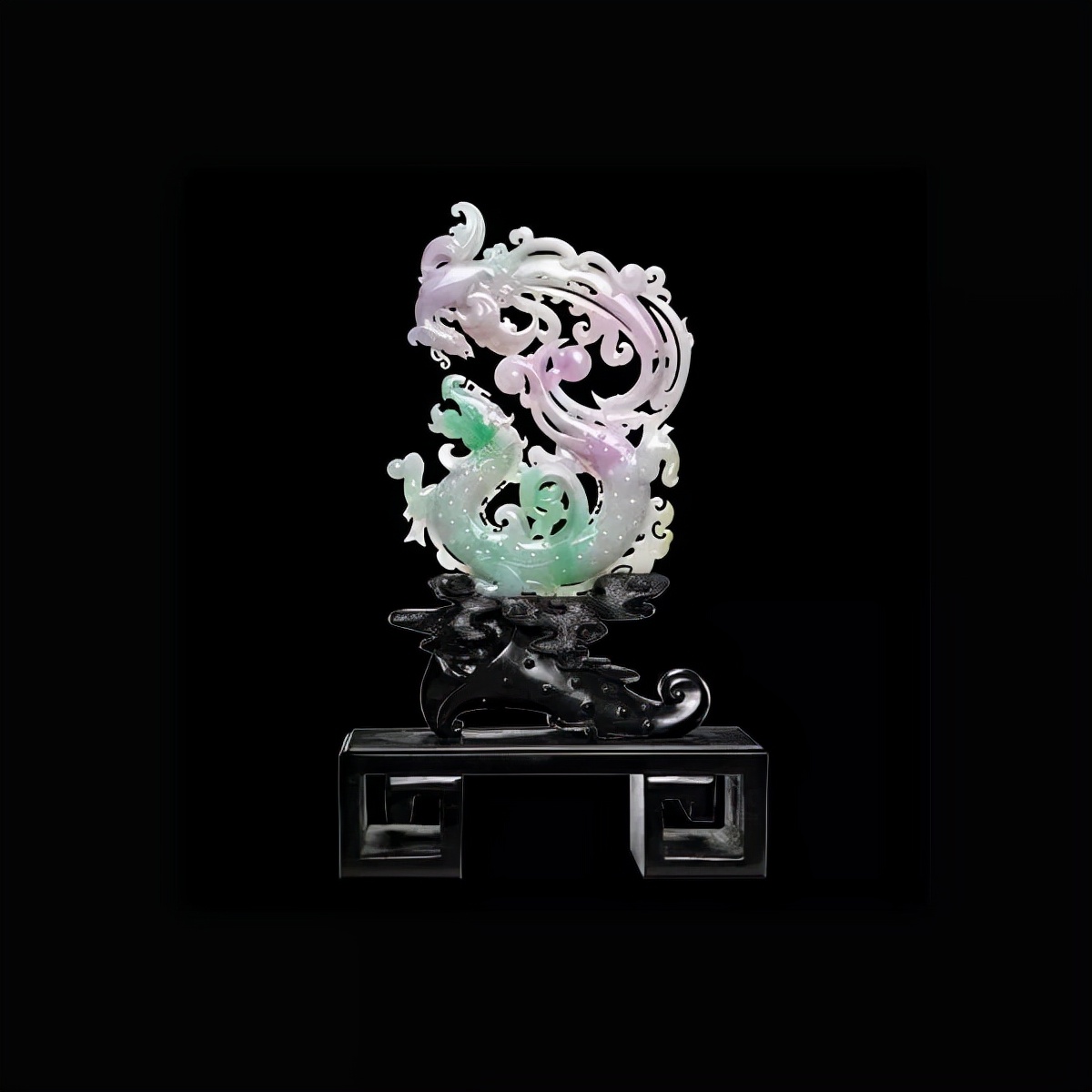 色赏翡翠，紫春绿翠的交融