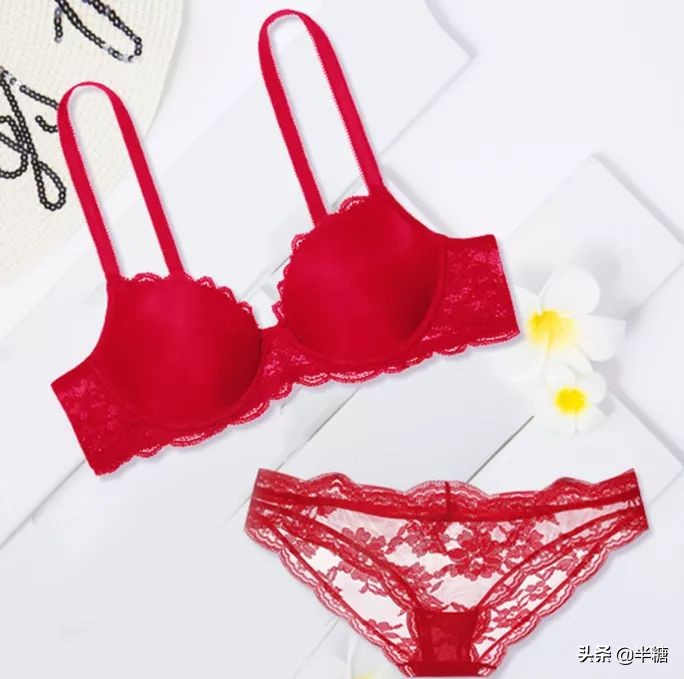 新年饰品、服饰推荐，拥有这些物品的人，鼠年一定会旺旺旺