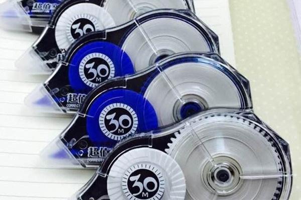 老师为什么禁止学生用修正带，看完这些原因，才知道老师用心良苦