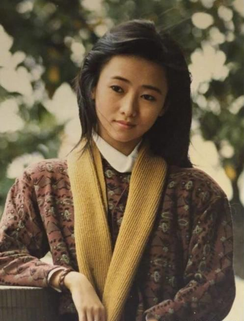 翁虹的风月情史，从性感女神变为贤妻良母，靠美色征服了5个男人