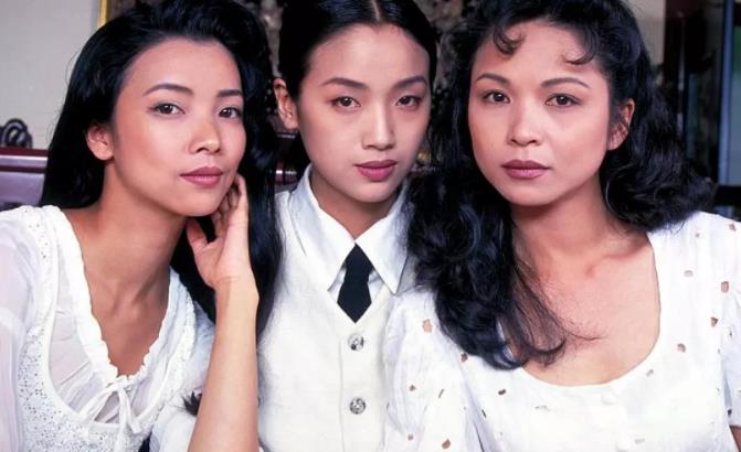 李安导演的电影《饮食男女》，分析饮食和男女对美满人生的重要性