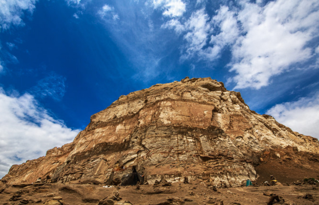 探索白公山铁管之谜