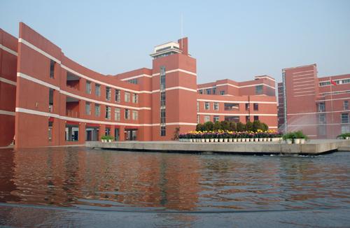 眉山天府新区成都外国语实验学校