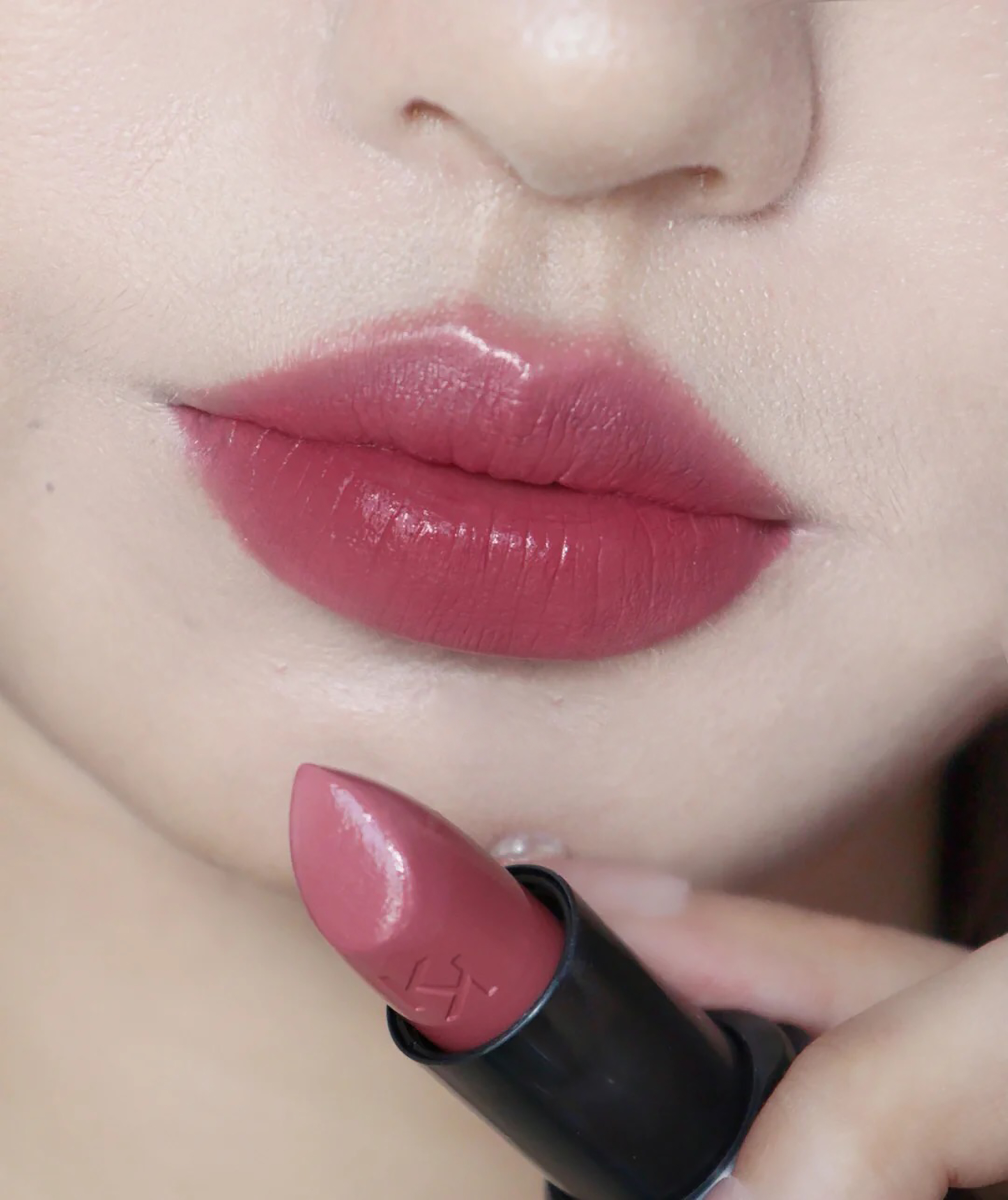 豆沙色口红千千万,只有这4支不踩雷,黄皮涂也一样优雅又显白