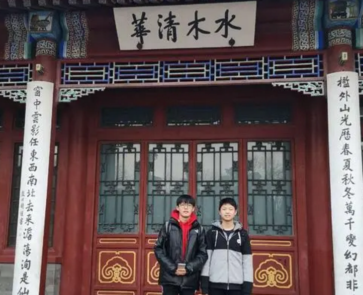 一流学府没能挽救天坑专业？从清华转学电子科大，属跨省申请转学