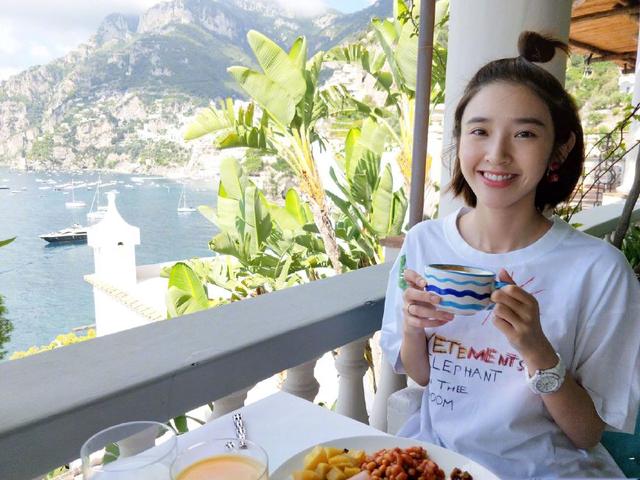 她们惊艳了时光，15位四川籍女星，个个灵气秀美，靠实力雄起