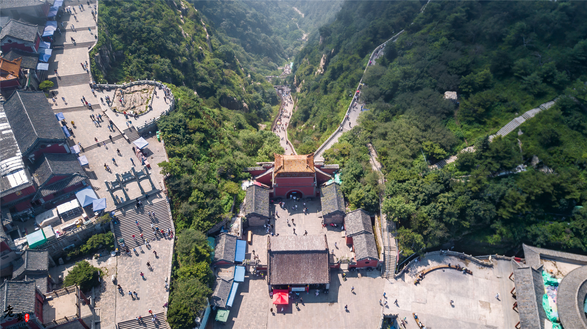 五岳最高的山是什么山(五岳中泰山不算最高最险，却被人尊为五岳之首，理由是什么？)