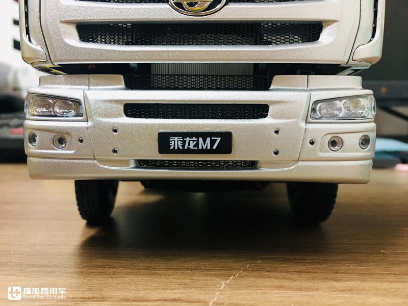 乘龙推出的第二款卡车模型，做工优秀价格美丽，乘龙M7模型开箱
