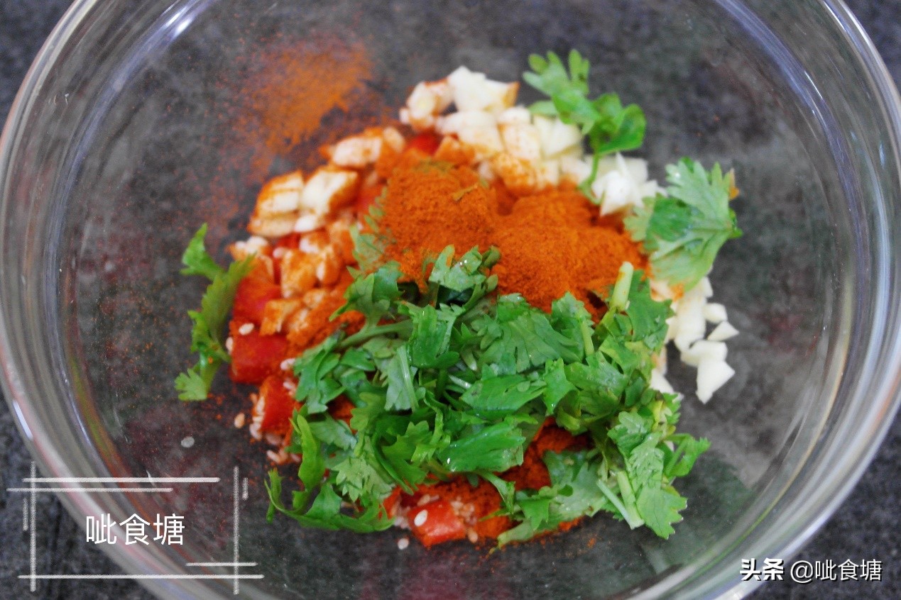 涼拌菠菜的做法,涼拌菠菜的做法 家常
