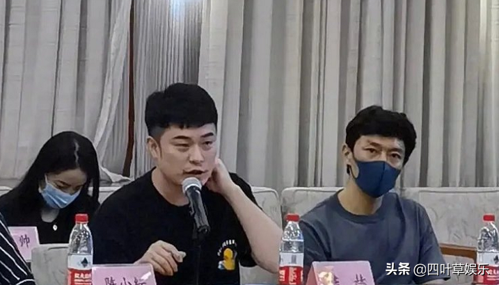 64位娱乐圈名人参加艺德培训班，教学重点包含法律法规与党史学习