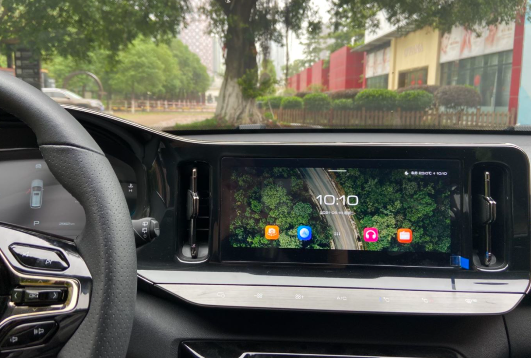 “四厢车”宝骏Valli，车长近4米7配“双人床”