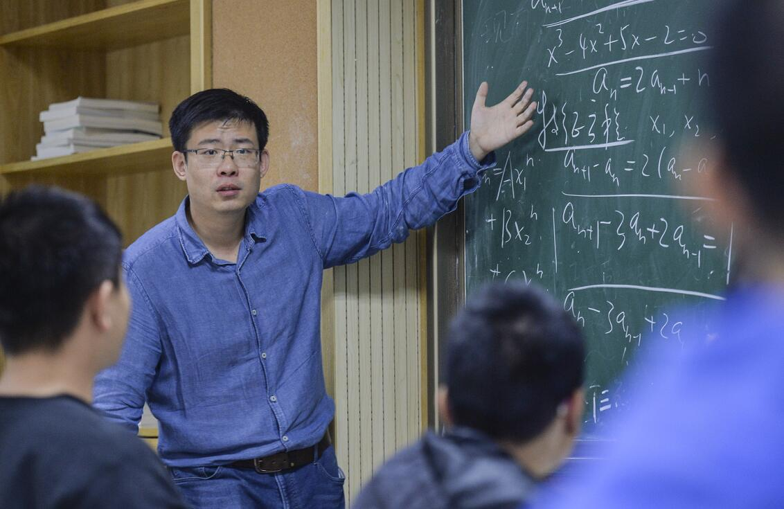 马云预言成真了？“双减政策”落地，“新东方们”市值蒸发8000亿