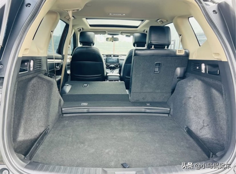 19.98万喜提本田CRV，我爱死这大空间了，但这几个缺点也值得吐槽
