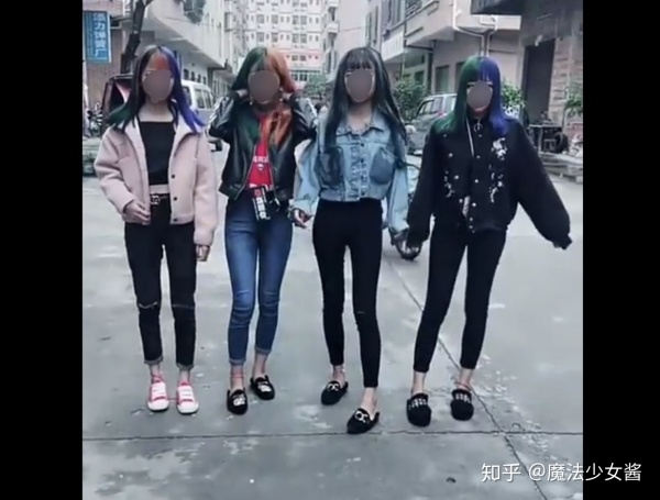 如何看待现在初高中里自称的「社会人」？