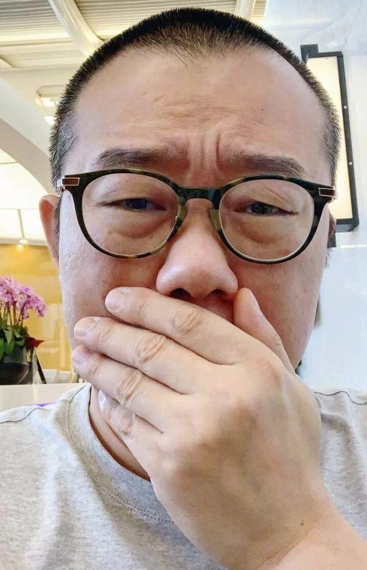 被离婚,遭同行骂,曾经风光无限的涂磊,如今直播卖货,再起争议