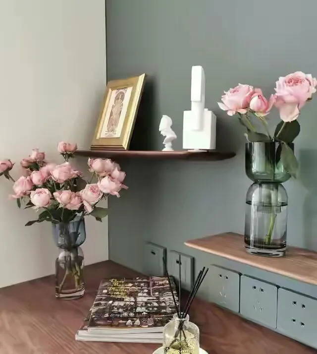90后妹子买下30㎡小宅,全屋极简装修,一个人居住太舒适了
