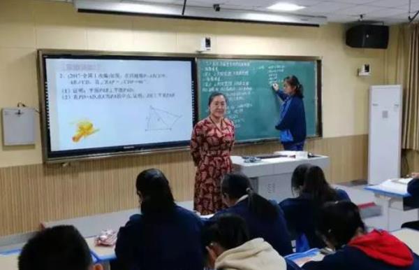 2021高考提前批录取分来了，清华663分起步，部分211院校招生遇冷