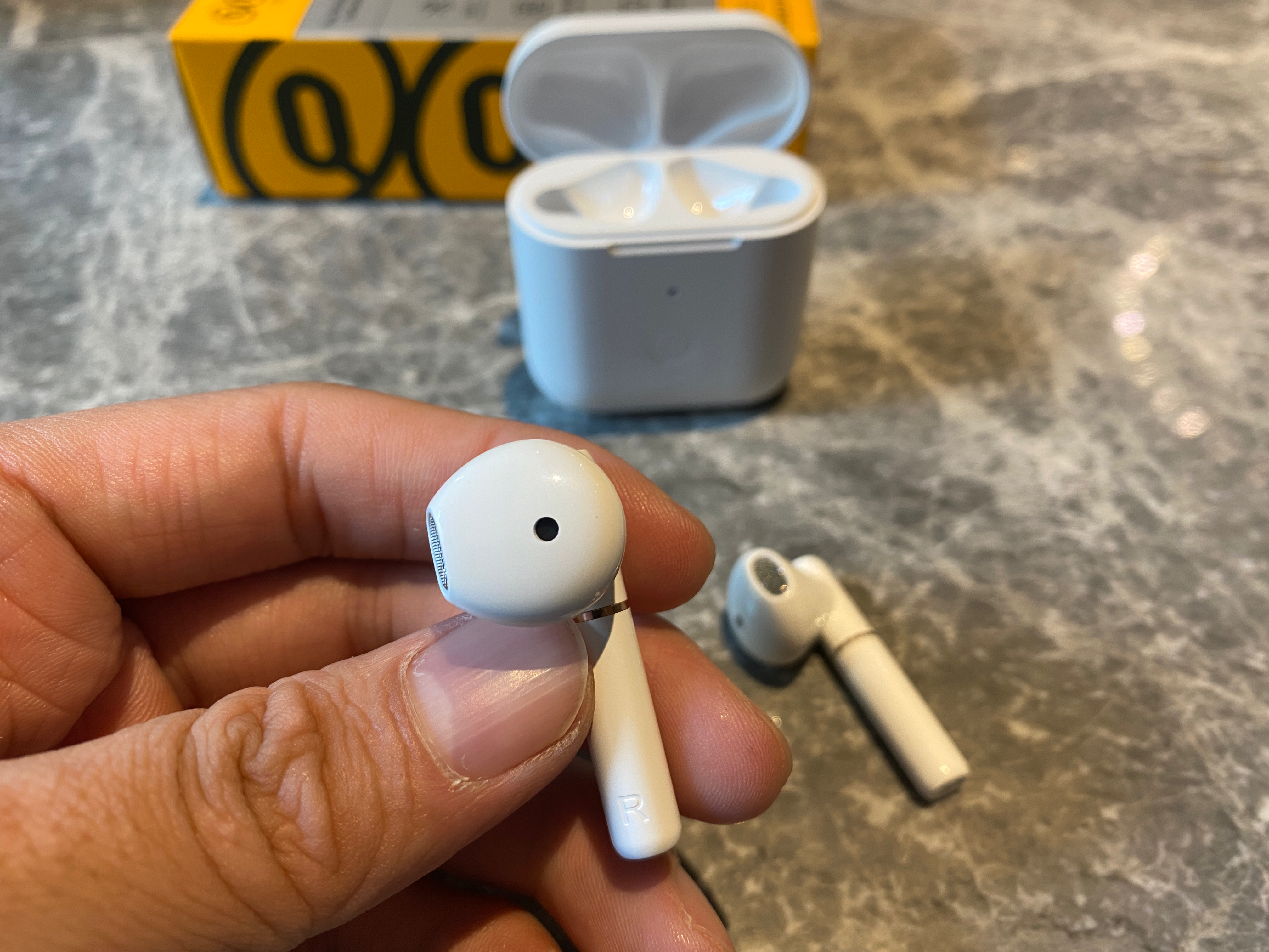 亲测好用不足百元的QCY T8真无线蓝牙耳机，值得你入手