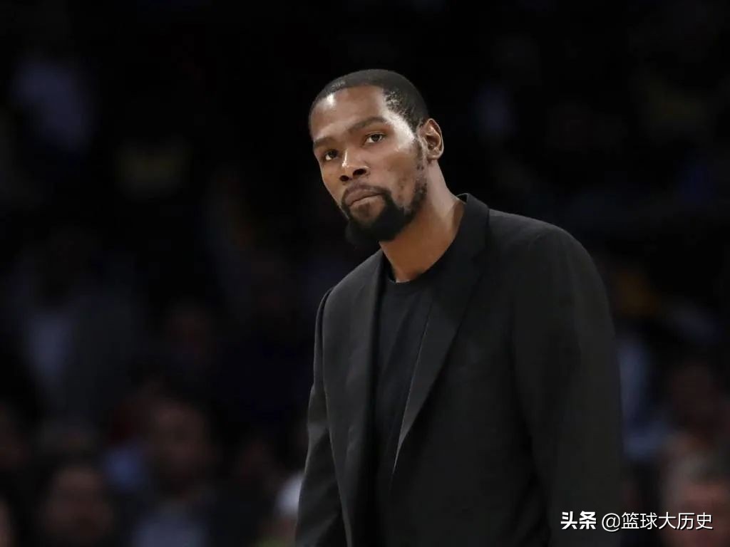 nba球员为什么不用戴口罩(没生病不用戴口罩，没症状不用做检测！NBA这是准备“团灭”？)