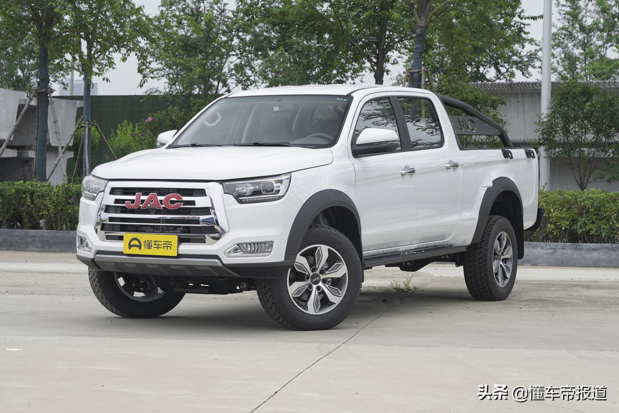 新车|改名 涨价,江淮三款皮卡售价分析,比长城风骏系列贵?