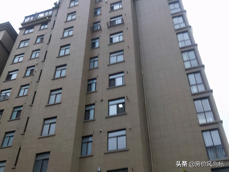 盐城市5-10年房龄，二手房挂牌价12058元，共计409个小区