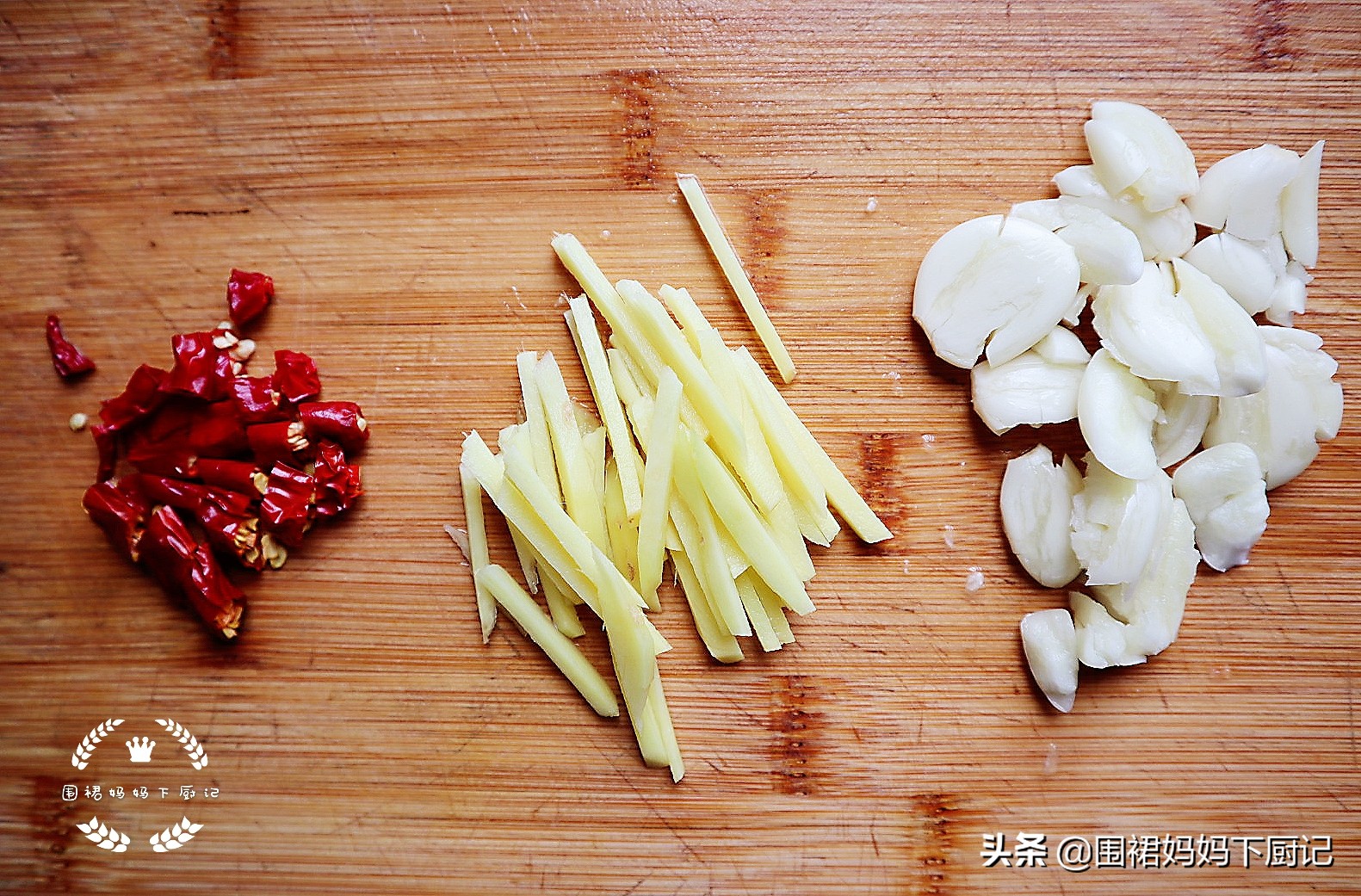 天热没胃口，试试这道菜，豆角软香弹牙，肉片肥而不腻，好吃下饭