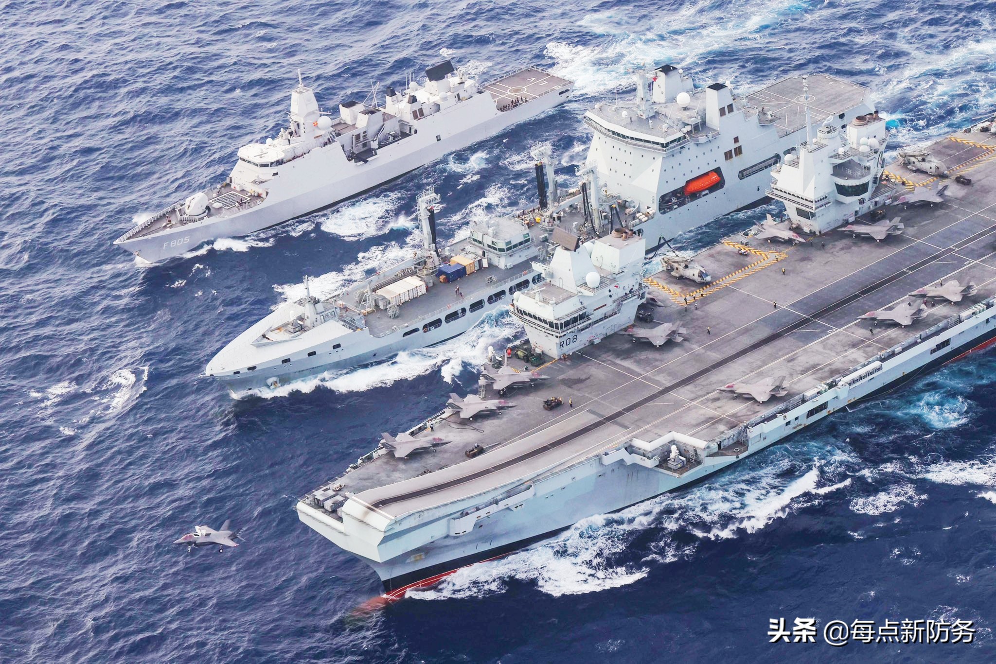 580海里:够2艘航母作战吗?网友:"擦枪走火"的风险到底大不大