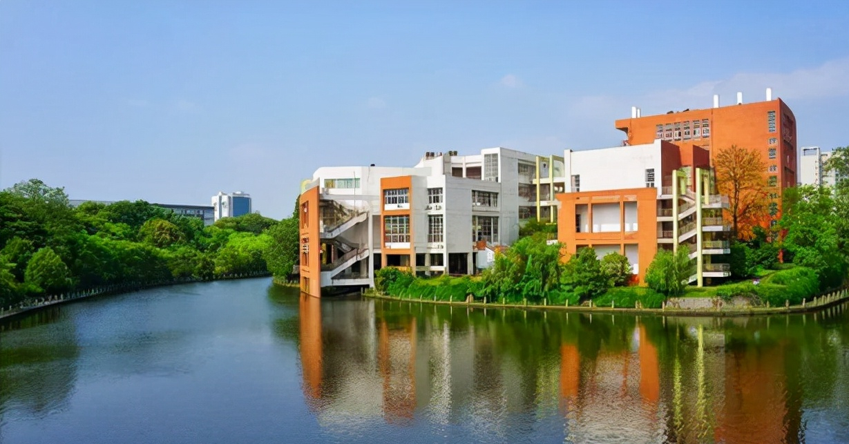 新增7个博士点，基金连续5年过亿，南昌大学看齐“郑州大学”？