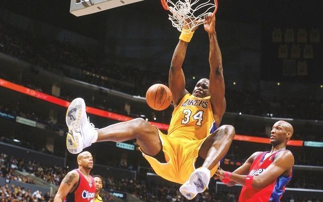 为什么nba扣篮不会断(生涯扣篮2000次有多难？翻遍NBA74年历史，只有三位大神做到)