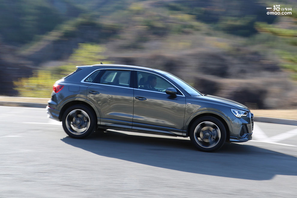 优惠后不到25万体验豪华品牌SUV的品质 不香吗？试驾奥迪Q3