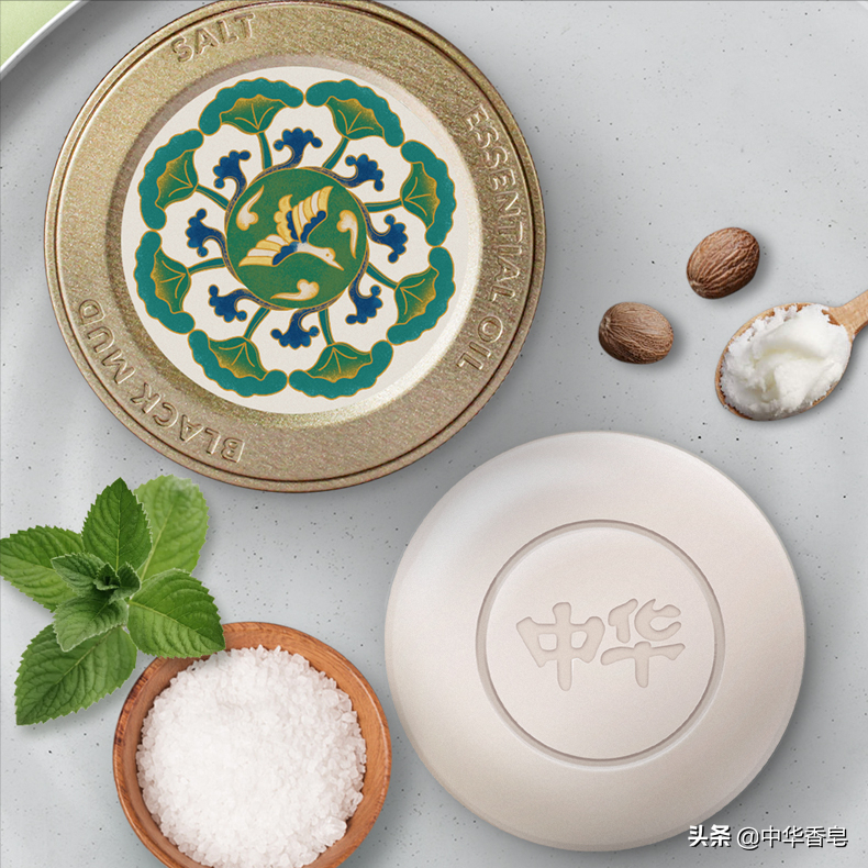 沁爽三重薄荷洗头皂，乡村傍晚风光恬静幽美，特别凉爽怡人