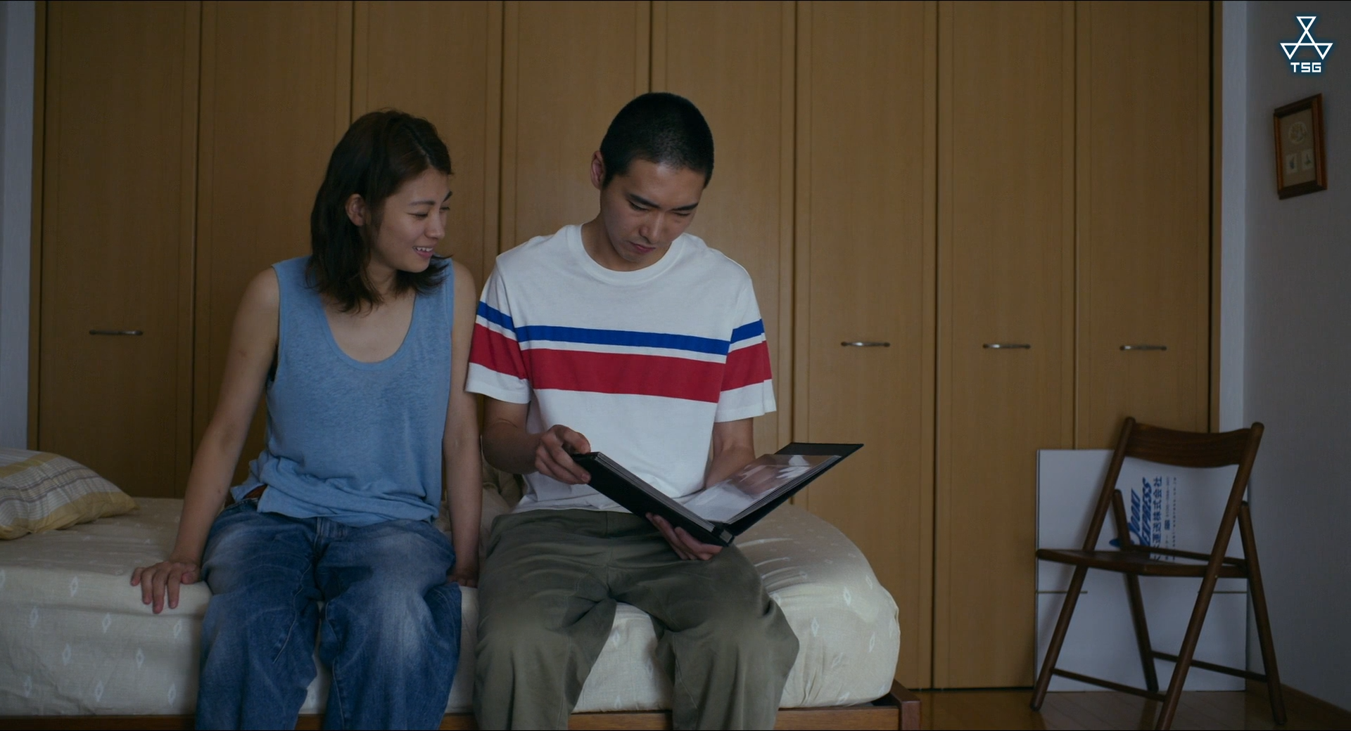 被爱欲点燃的身体成为最后的避难所:电影《火口的两人》(2019)