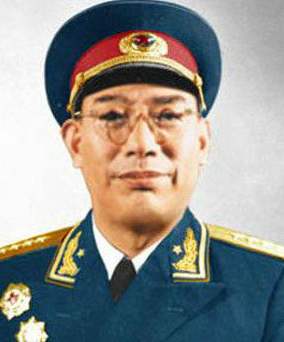 盘点49年1月至50年9月产生的42位兵团司令员与政委