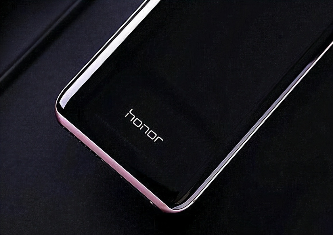 备货1亿部！富士康扩充iPhone13生产线，国产手机迎来共同敌人