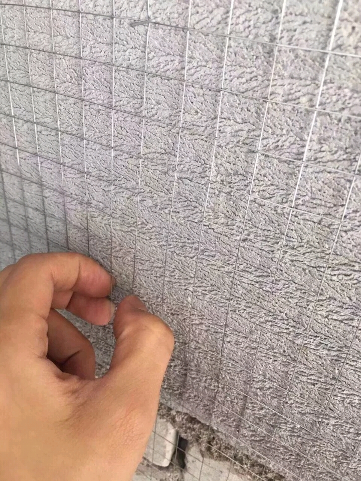 新房入住没多久墙面就出现裂纹，记住这3点让你家避免墙面开裂