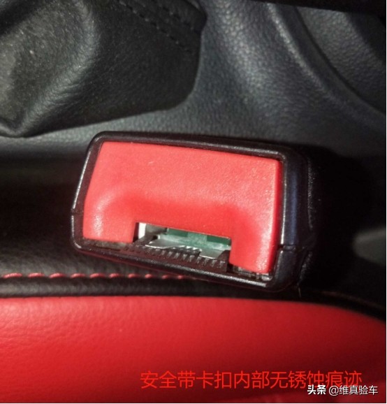 小姐姐最爱的甲壳虫，开了7年报价11万8，就说值不值吧？