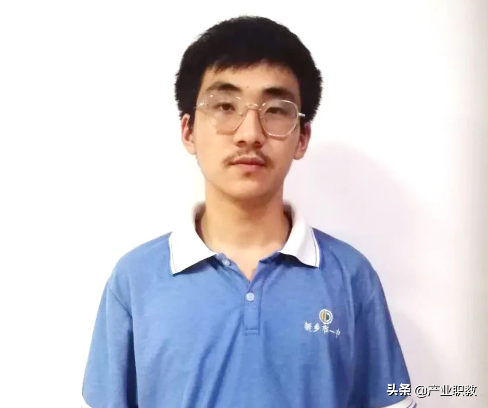 祝贺！河南省新乡一中9名学生被清华、北大等知名高校提前录取