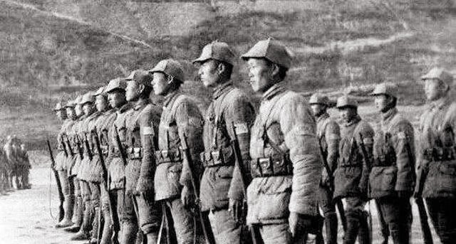 解放軍一個師有多少人？和外軍相比，編製上有何不同？