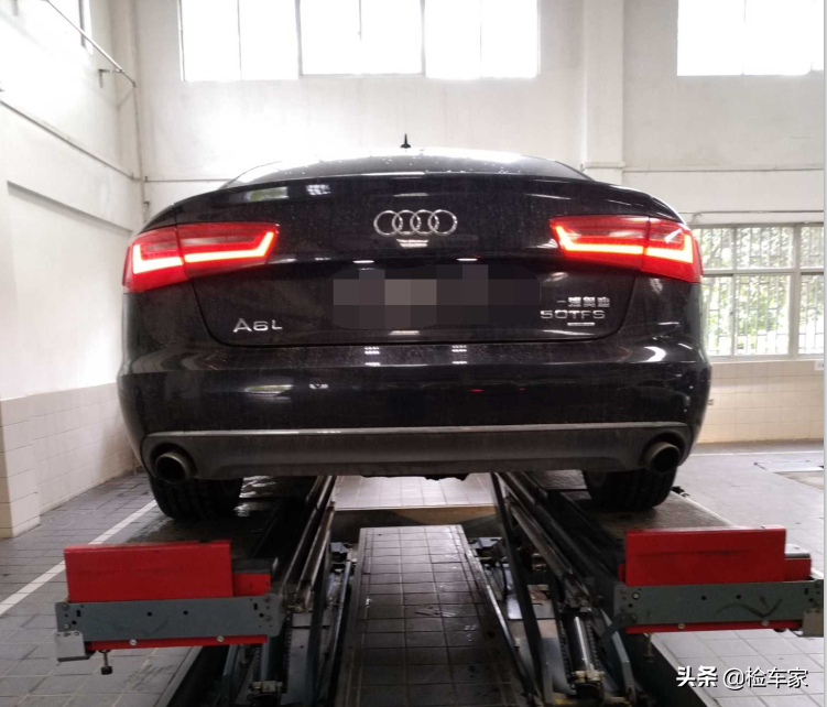2012款3.0T奥迪A6，新车74万如今21万，卖家：都是朋友给你最低价