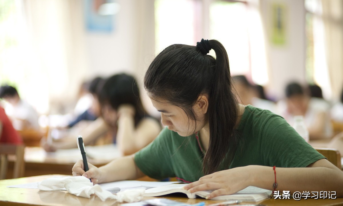 大学生入党“好处多”，建议大学期间这样做，入党成功几率更大