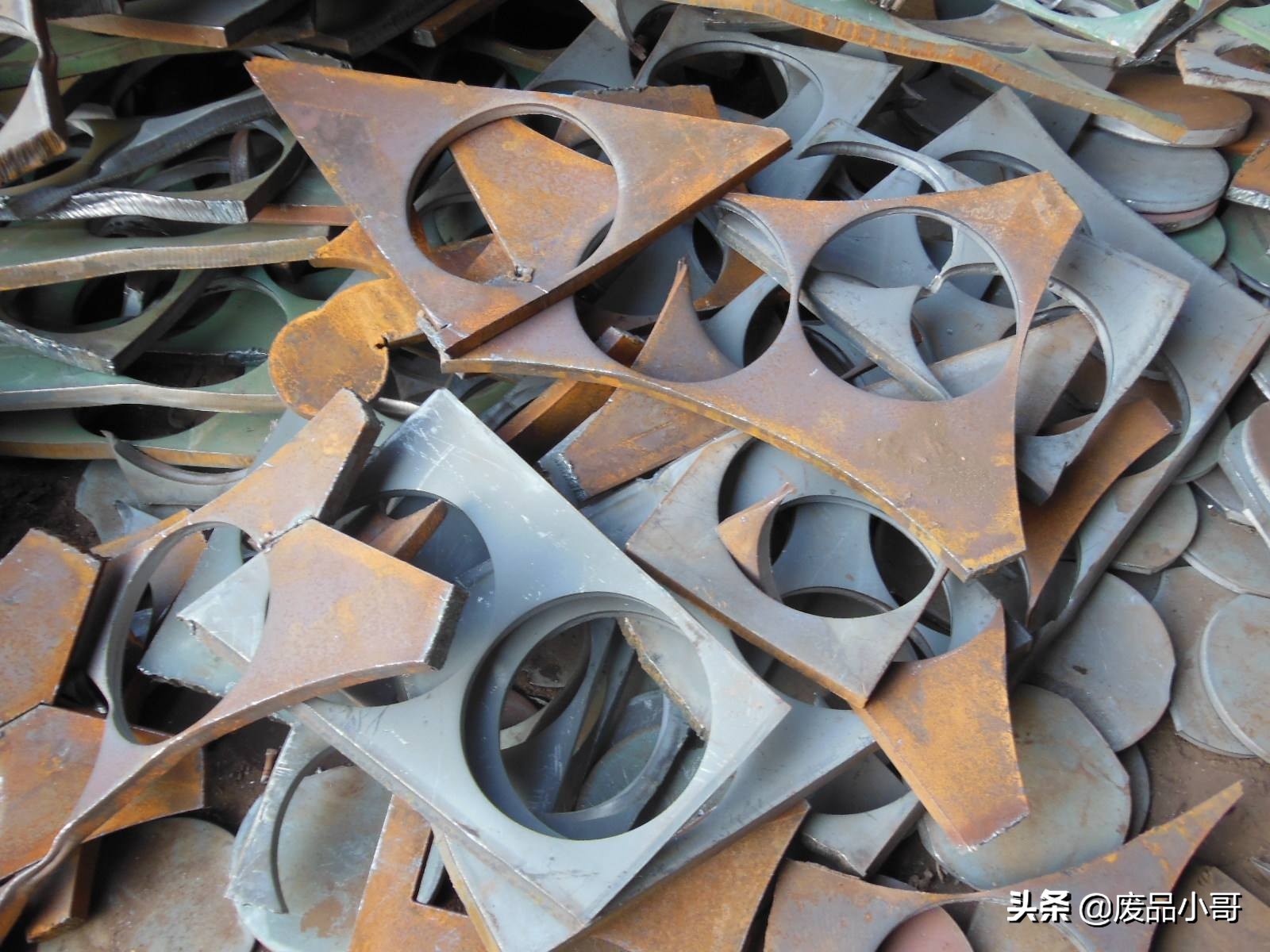 废钢回收价格下调20-150元，2021年11月4日钢厂废钢回收价格信息