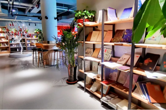 “专属”地铁线！高颜值餐厅！超“豪华”宿舍！兰州大学一次满足你！