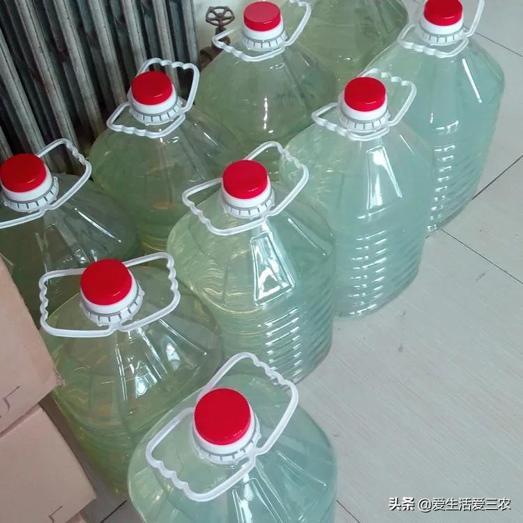投资几千元在农村开办洗洁精加工厂，月入几万不难，请收藏！