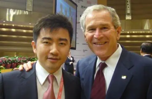 央视名嘴入狱，豪车6年落灰：人最大的愚蠢是错把平台当成本事